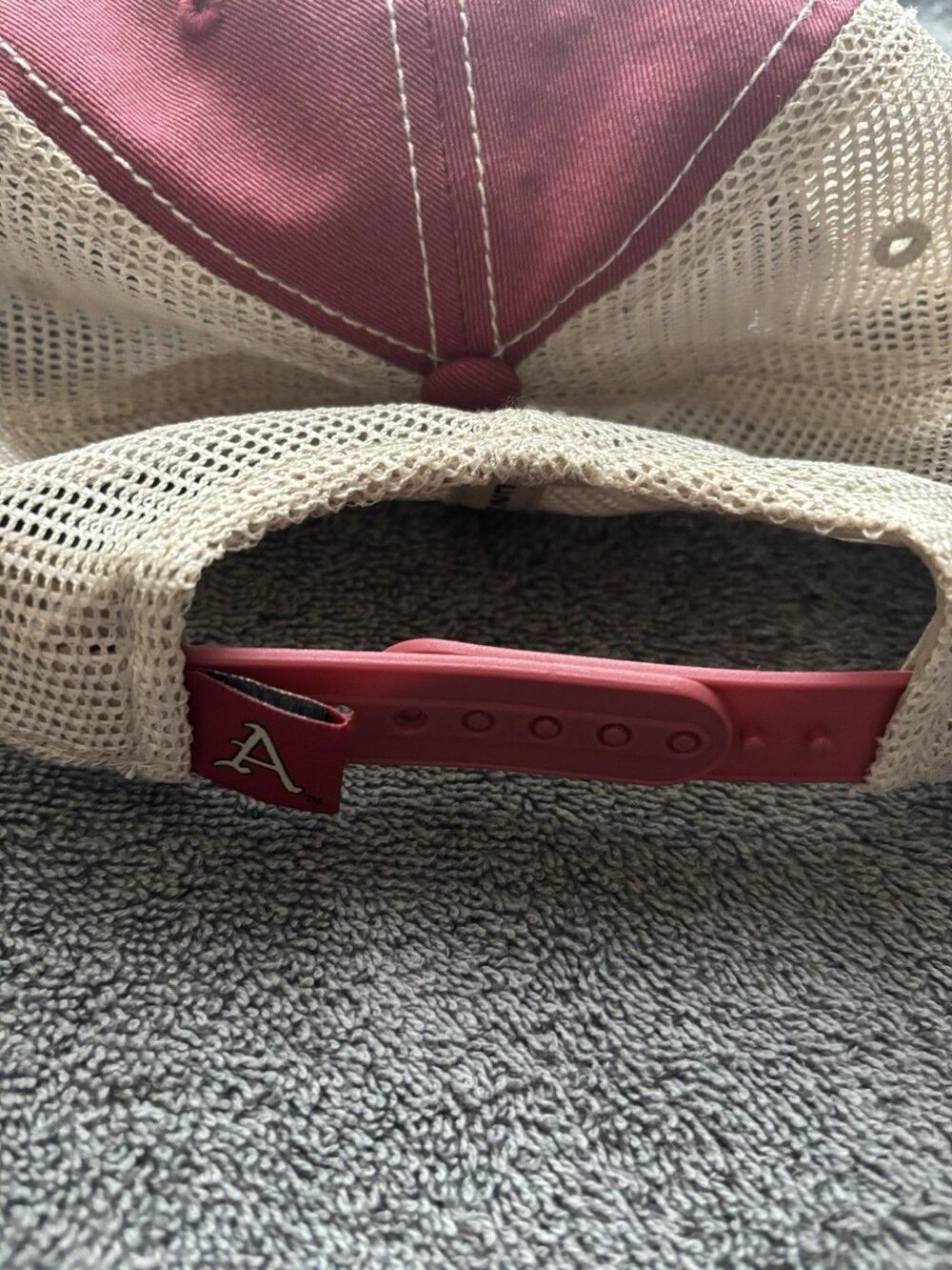 Arkansas Razorbacks Hat - Picture 3 of 6
